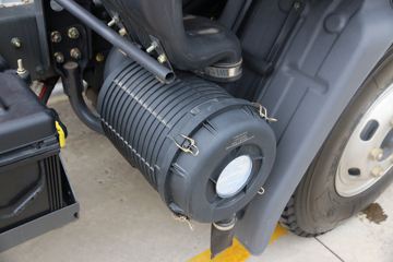 �������� ����L3 160���� 4X2 5.8���Ű������ػ�������ͼƬ