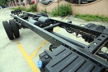 �������� ����L3 160���� 4X2 5.8���Ű������ػ�������ͼƬ