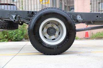 �������� ����L3 160���� 4X2 5.8���Ű������ػ�������ͼƬ