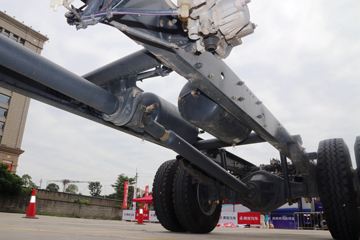 �������� ����L3 160���� 4X2 5.8���Ű������ػ�������ͼƬ