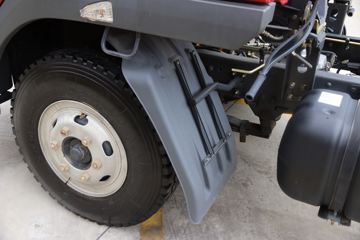 �������� ����L3 160���� 4X2 5.8���Ű������ػ�������ͼƬ