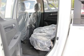 蓝舰&nbsp;皮卡驾驶室                                               图片