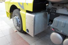 中国重汽 汕德卡SITRAK C7H重卡 430马力 6X4 LNG牵引车(ZZ4256V384HE1LB)