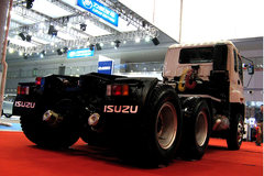 五十铃 F系列重卡 360马力 6X4 牵引车(QL4250SKFZ)