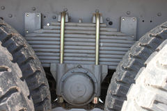 大运 300马力 8X4 8.2米自卸车(型号DYX3310)
