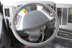 陕汽 德龙F2000重卡 310马力 6X4 5.8米自卸车(SX3255DN384C)