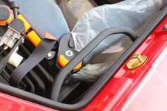 陕汽 德龙F2000重卡 310马力 6X4 5.8米自卸车(SX3255DN384C)