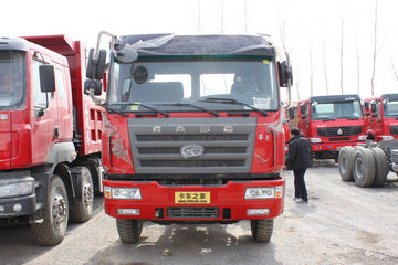 华菱重卡 336马力 6X4 5.6米自卸车(平顶卧铺)(HN3250P35C6M3)