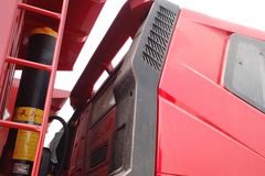 解放 J6P重卡 330马力 8X4 8米自卸车(CA3310P66K2L6T4E)