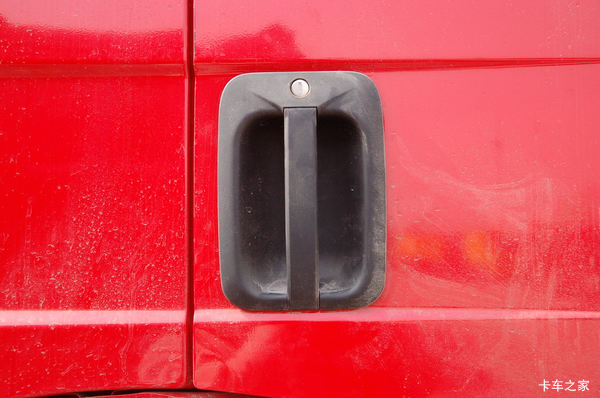 J6P  420����8�� ǰ�ĺ����ж����У �ֳ�