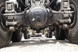 乘龙M5&nbsp;自卸车底盘                                                图片