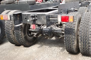 �������� ����507�ؿ� 340���� 8X4 8.2����ж��(LZ3310QEFT)ͼƬ