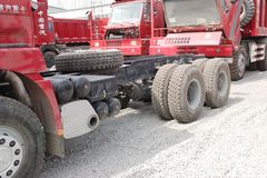 陕汽 德龙F3000重卡 290马力 6X4 5.6米自卸车(SX3255DN3841)