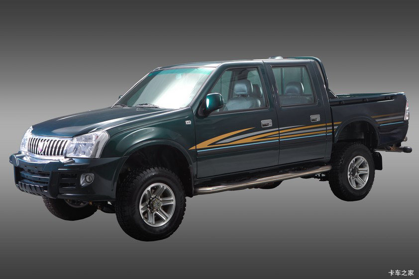 金杯 雷龙 2014款 标准型 短轴 2.2L汽油 双排皮卡