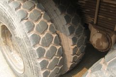 红岩 杰狮重卡 340马力 6X4 5.8米自卸车(CQ3254HTC384L)