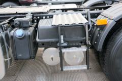 江淮 格尔发K5W重卡 490马力 6X4自动挡牵引车(ZF AMT手自一体)(HFC4252P13K8E33S8V)