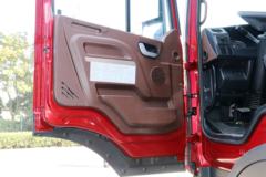 江淮 格尔发K5W重卡 240马力 4X2 9.6米厢式载货车(HFC1181P1K3A71S2V)