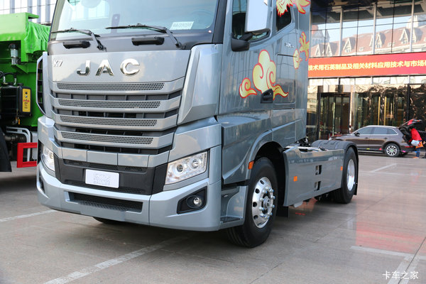 售41万车来车往格尔发K7牵引车优惠促销