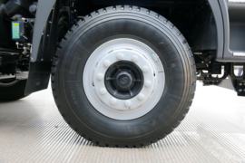 格尔发K5&nbsp;自卸车底盘                                                图片