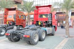 联合卡车 E420重卡 420马力 6X4牵引车(QCC4252D654M)