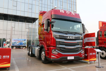 江淮 格尔发A5WⅢ重卡 经典版 480马力 6X4牵引车(HFC4251P12K7E33S2V)
