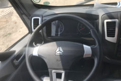 中国重汽 豪曼H3 129马力 4X2 3.95米自卸车(ZZ3048G17EB0)