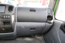 风驰&nbsp;自卸车驾驶室                                               图片