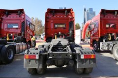 青岛解放 JH6重卡 500马力 6X4牵引车(CA4250P25K2T1E5A)