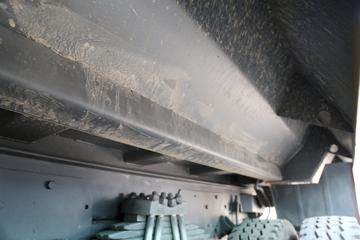 �й����� ˹̫��D7B�ؿ� 380���� 6X4 5.6��������ж��(ZZ5253ZLJN3841E1N)ͼƬ