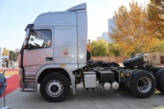 大运 N8V重卡 430马力 6X4牵引车