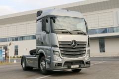 奔驰 新Actros重卡 420马力 4X2公路牵引车(型号1842 LS)
