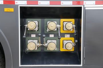 ���� ��Arocs�ؿ� 580���� 8X4������ר�õ���(�ͺ�4158)ͼƬ