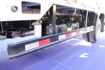 ���� ����M3 110���� 4.2�׵��������Ῠ(KMC1042A33D5)ͼƬ