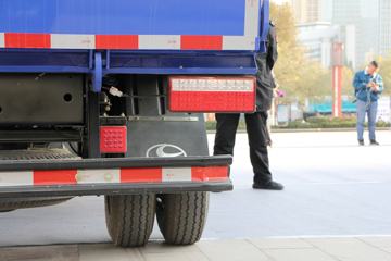 ʱ�� ��˳III 4X2 116���� ��װжʽ������(SSF5081ZZZJ64)ͼƬ