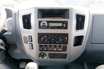 �Ĵ��ִ� ��Խ 140���� 4X2 3.9����ж��(CNJ3040ZPB33V)ͼƬ