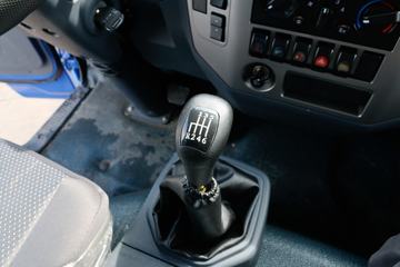 �Ĵ��ִ� ��Խ 140���� 4X2 3.9����ж��(CNJ3040ZPB33V)ͼƬ