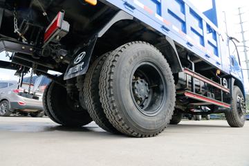 �Ĵ��ִ� ��Խ 140���� 4X2 3.9����ж��(CNJ3040ZPB33V)ͼƬ