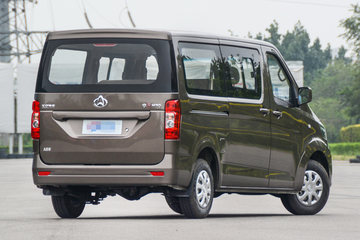 �������ͳ� ���M70 ������ 2017�� 116���� 6�� 1.5L�����ſͳ�ͼƬ