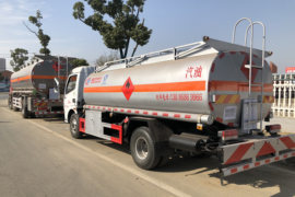 东风多利卡底盘&nbsp;油罐车外观图片