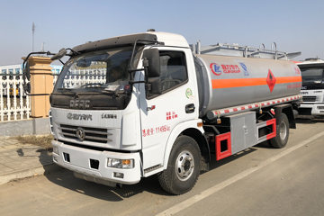 东风 多利卡D7 156马力 4X2 加油车(程力威牌)(CLW5115GJYD5)