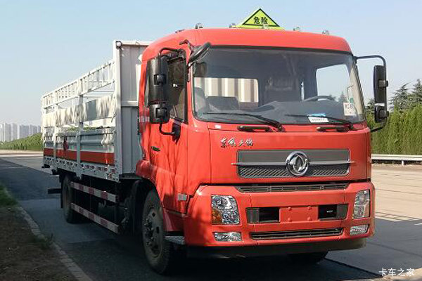 东风商用车 天锦 190马力 4X2 6.2米气瓶运输车