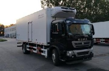 中国重汽 HOWO T5G 240马力 4X2 7.7米冷藏车(中集牌)(ZJV5165XLCSD5)