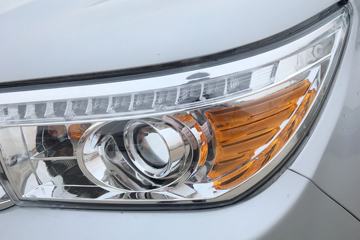 ����V7 2018�� ������ 2.0L���� 147���� ���� �����˫��Ƥ��(4GA3-3D)ͼƬ