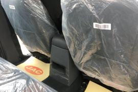 V7&nbsp;皮卡驾驶室                                               图片