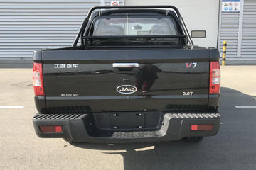 ����V7 2018�� ������ 2.0T���� 116���� ���� �����˫��Ƥ��(D19TCIE13)ͼƬ