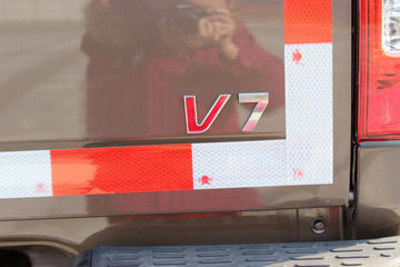 ����V7 2018�� ������ 2.0T���� 116���� ���� �����˫��Ƥ��(D19TCIE13)ͼƬ