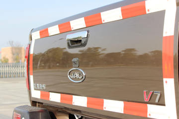 ����V7 2018�� ������ 2.0T���� 116���� ���� �����˫��Ƥ��(D19TCIE13)ͼƬ