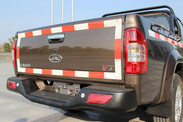 ����V7 2018�� ������ 2.0T���� 116���� ���� �����˫��Ƥ��(D19TCIE13)ͼƬ