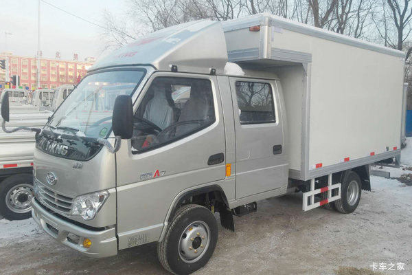唐骏欧铃 赛菱A7 1.5L 108马力 汽油 3.02米双排厢式微卡(ZB5030XXYBSD0V)