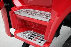 陕汽商用车 轩德X6 270马力 8X4 自卸车底盘(SX3310GP5)